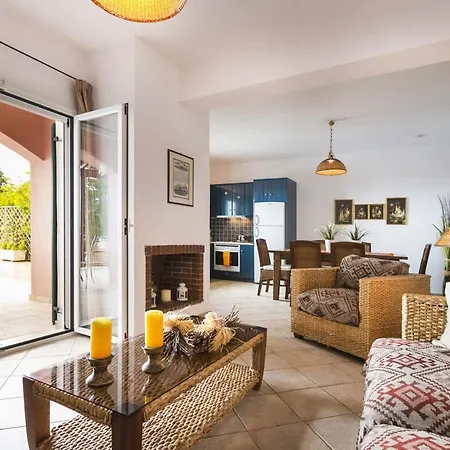 Vila Thalia Katerina